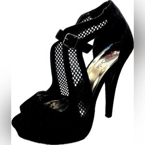 Red Circle Stiletto Heel, Ankle Strap, Buckle Closure, Color Black, Size 7.5